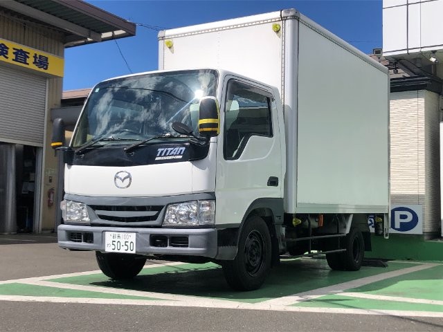 2004 Mazda Titan