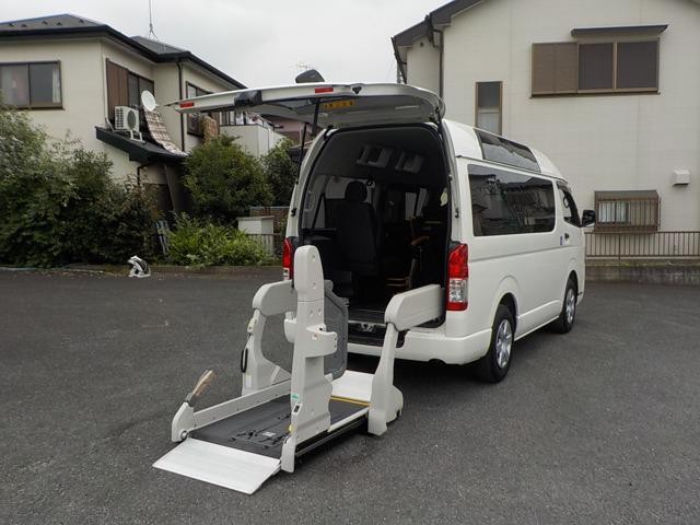 Toyota Hiace V