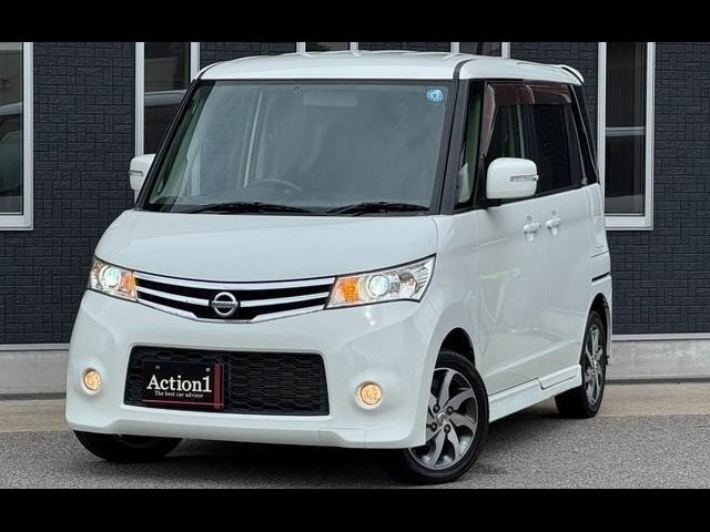 2012 Nissan Roox