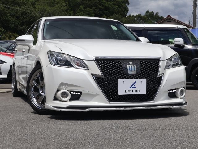 2013 Toyota Crown
