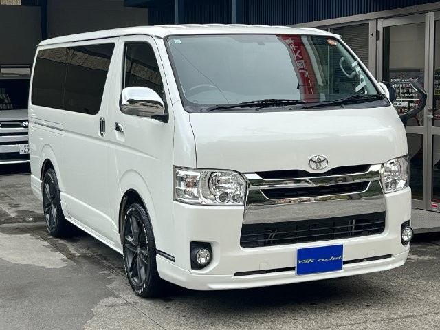 Toyota Hiace V