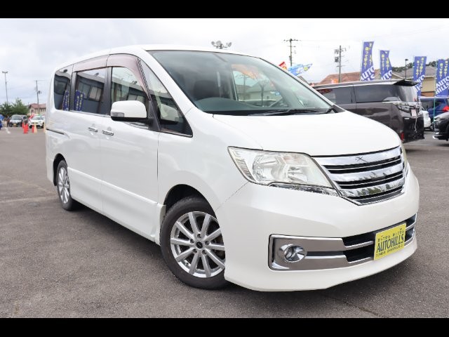 2012 Nissan Serena