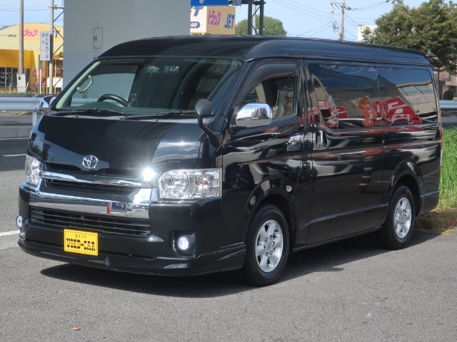 Toyota Hiace W
