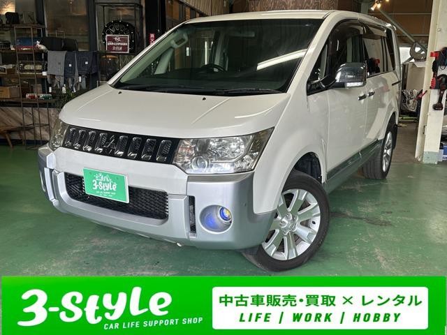 2010 Mitsubishi Delica D5
