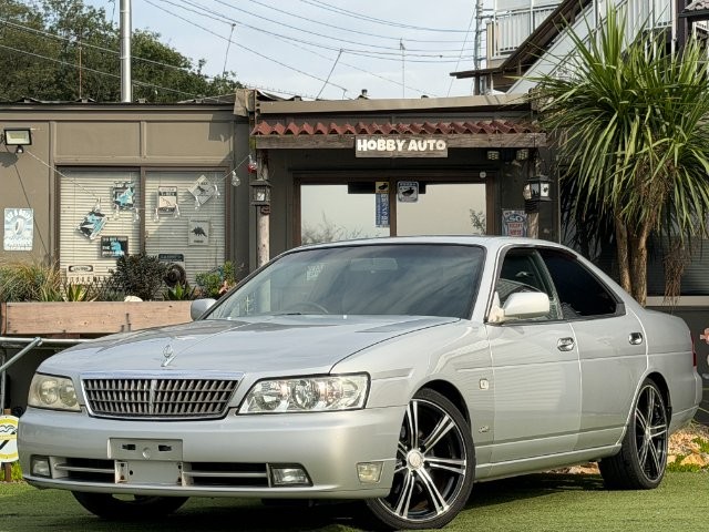 2000 Nissan Laurel