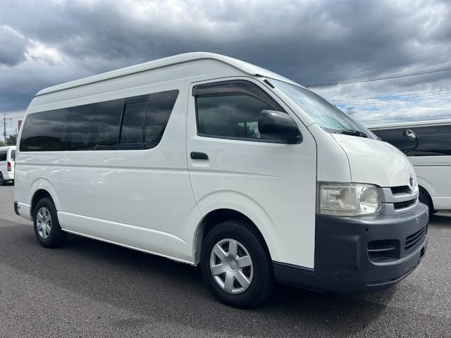 Toyota Hiace V
