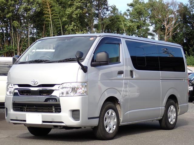 2022 Toyota Hiace V