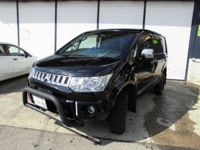 2008 Mitsubishi Delica D5