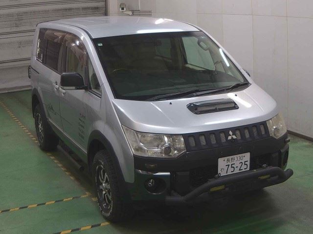 2007 Mitsubishi Delica D5