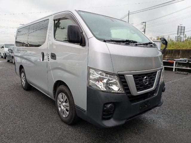 2021 Nissan NV350 Caravan