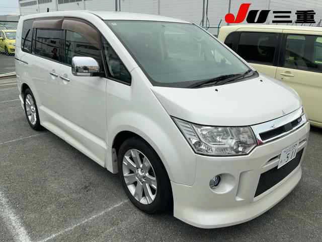 2010 Mitsubishi Delica D5
