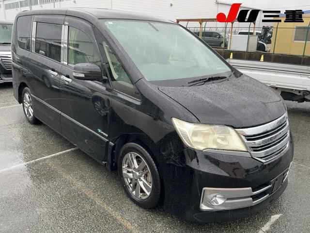 2013 Nissan Serena HV