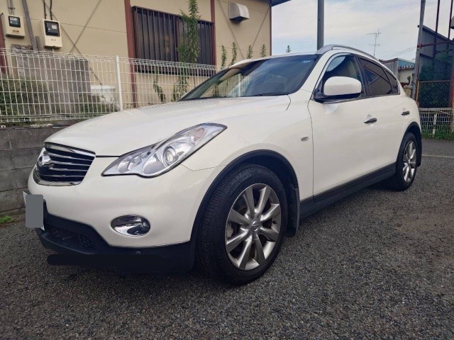 2013 Nissan Skyline Crossover