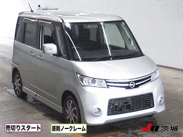 2012 Nissan Roox