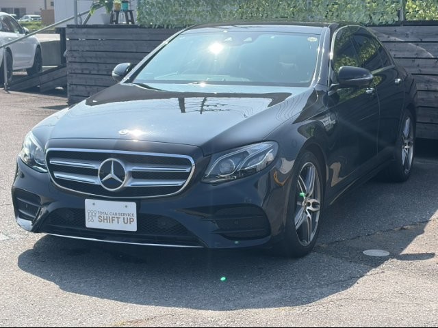 Mercedes-Benz E200