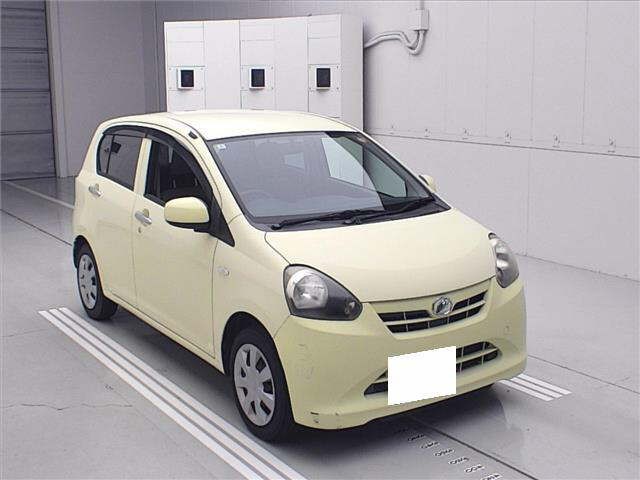 2012 Daihatsu Mira ES