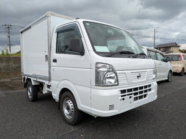 2018 Nissan NT100 Clipper T