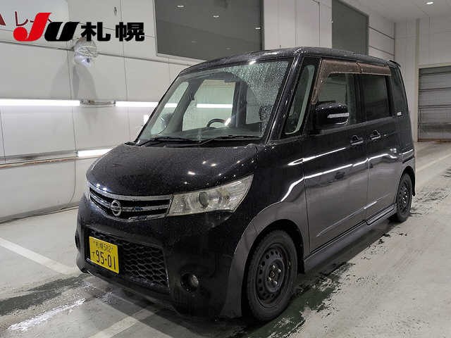 2012 Nissan Roox