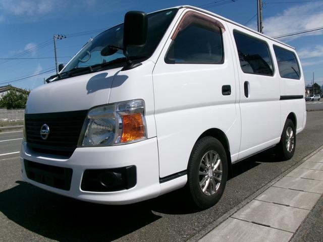 2009 Nissan Caravan V