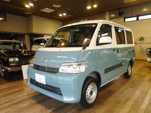 2021 Daihatsu Gran MAX