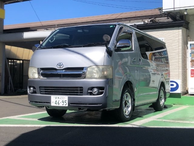 Toyota Hiace V
