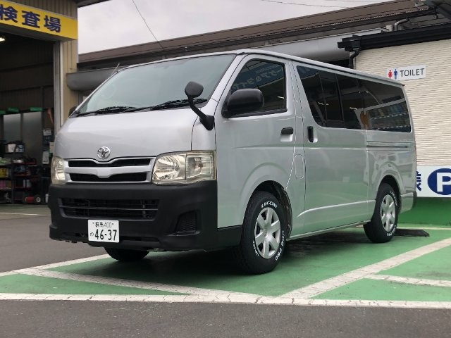 Toyota Hiace V