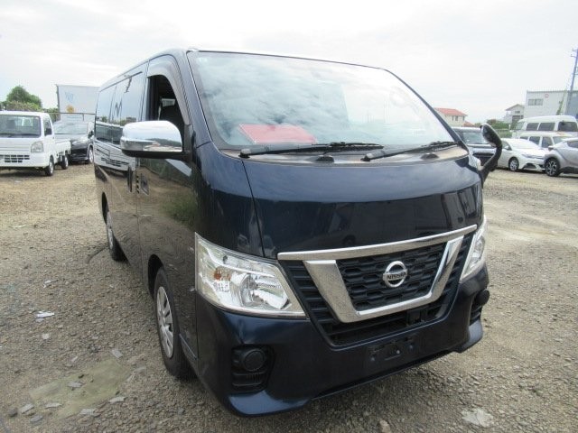 2020 Nissan NV350 Caravan