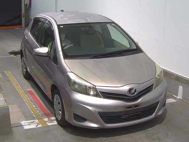 2012 Toyota Vitz
