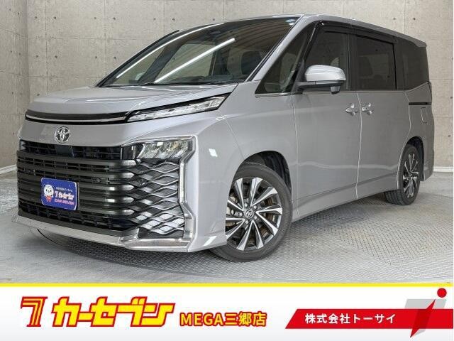 2022 Toyota Voxy