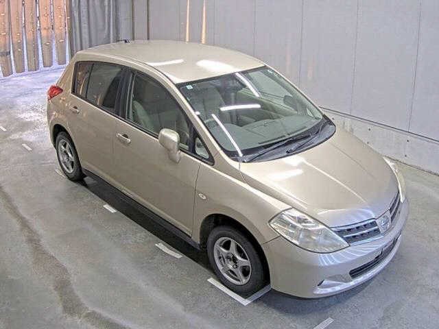 2011 Nissan Tiida