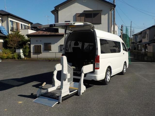 Toyota Hiace V