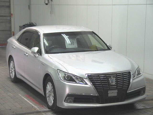 2013 Toyota Crown