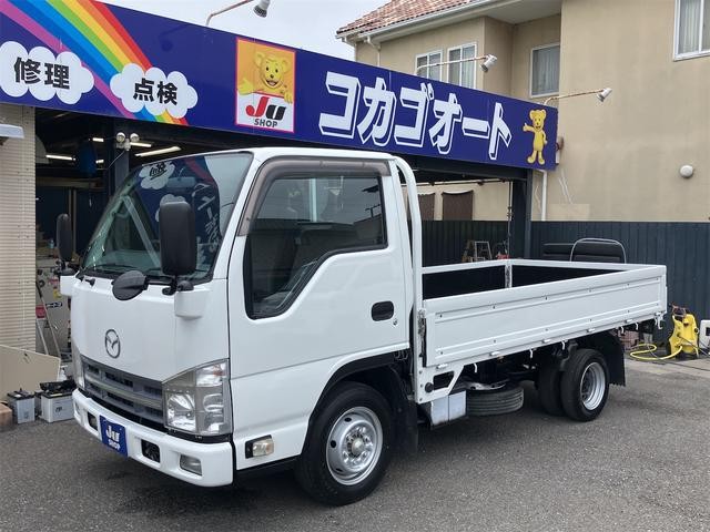 Mazda Titan