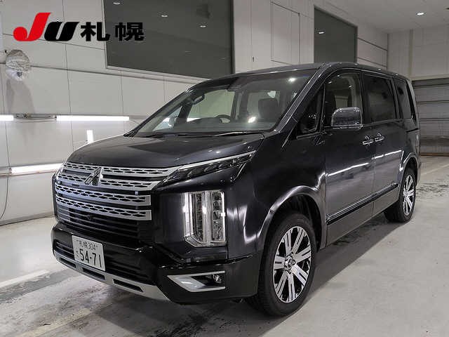Mitsubishi Delica D5