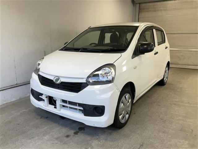 2017 Daihatsu Mira ES