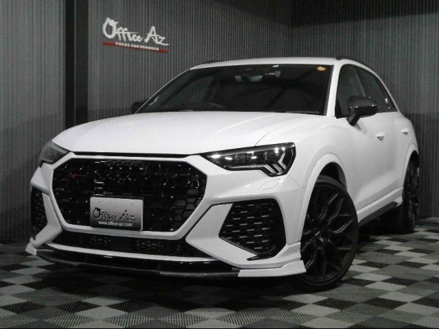 Audi RSQ3