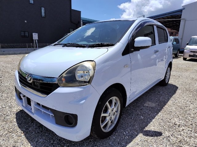 2014 Daihatsu Mira ES