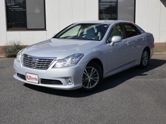 2012 Toyota Crown