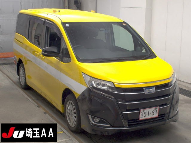 2019 Toyota Noah