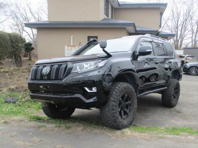 2017 Toyota Land Cruiser Prado