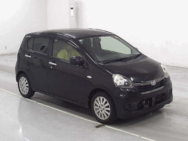 2015 Daihatsu Mira ES