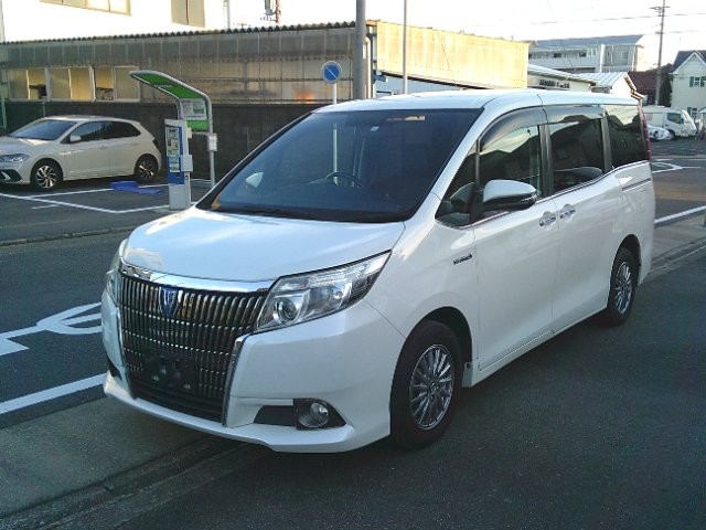Toyota Esquire HV