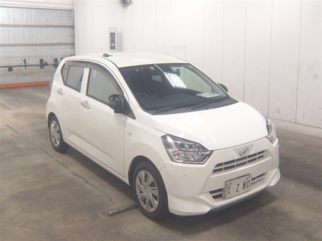2020 Daihatsu Mira ES