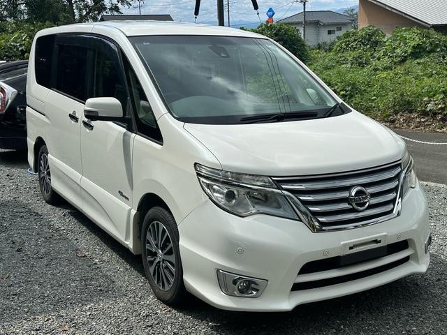 2015 Nissan Serena HV