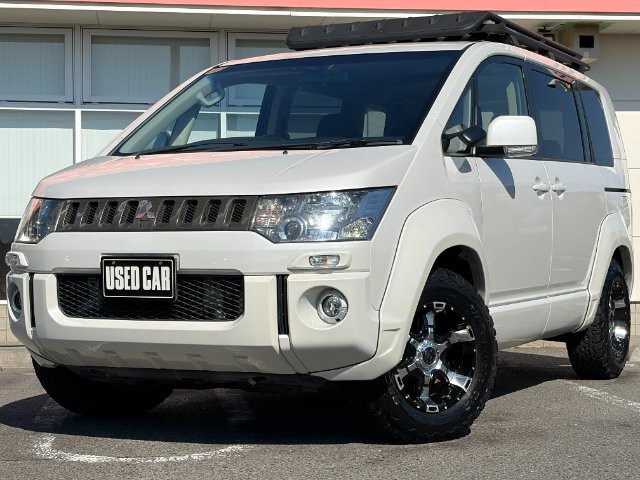 2015 Mitsubishi Delica D5