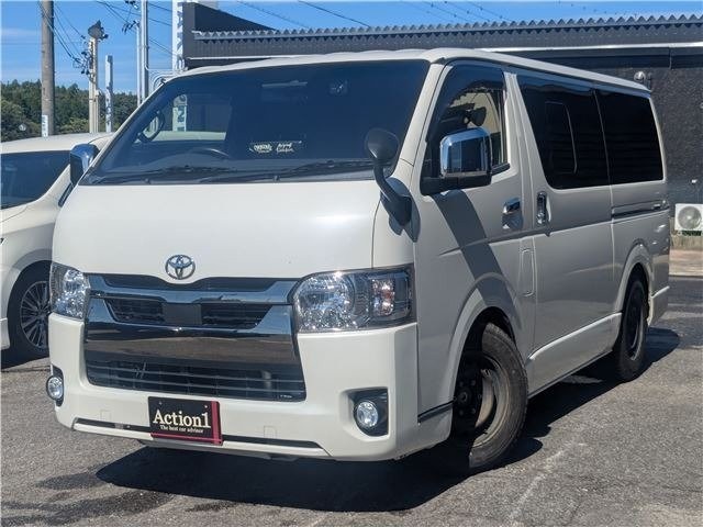 2020 Toyota Hiace V