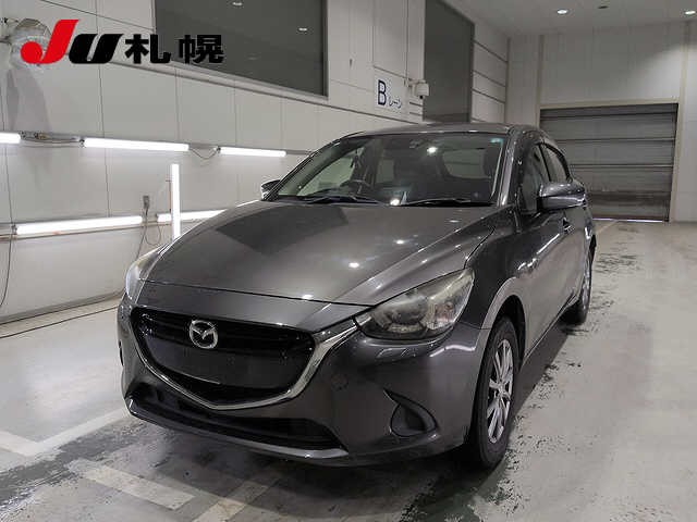2017 Mazda Demio