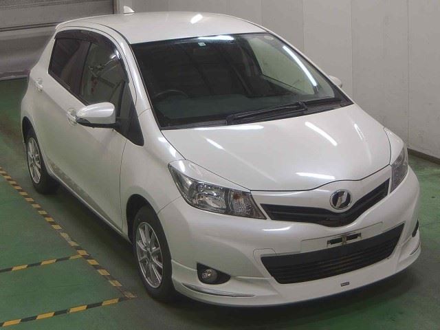 2014 Toyota Vitz