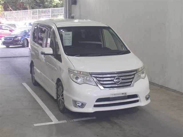 2015 Nissan Serena HV