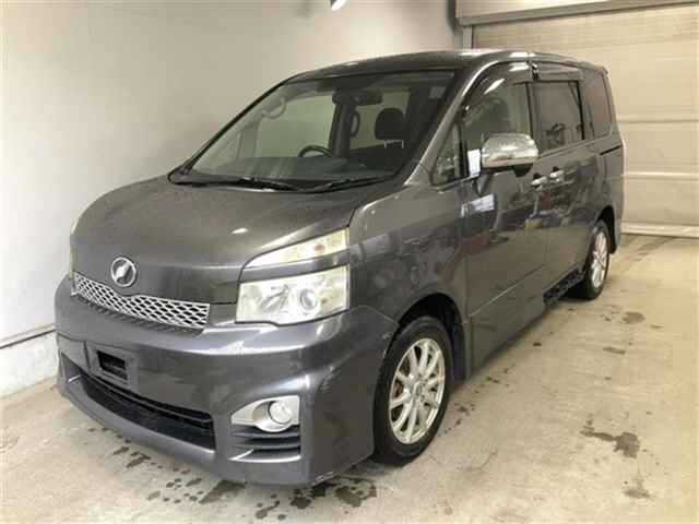 2011 Toyota Voxy